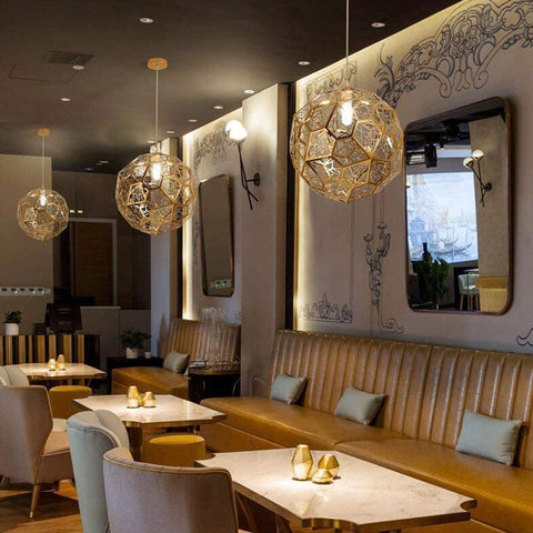 Luxe moderne roestvrijstalen lamp met creatieve diamantbol en E27 hanglampenkap voor plafond in de woonkamer.