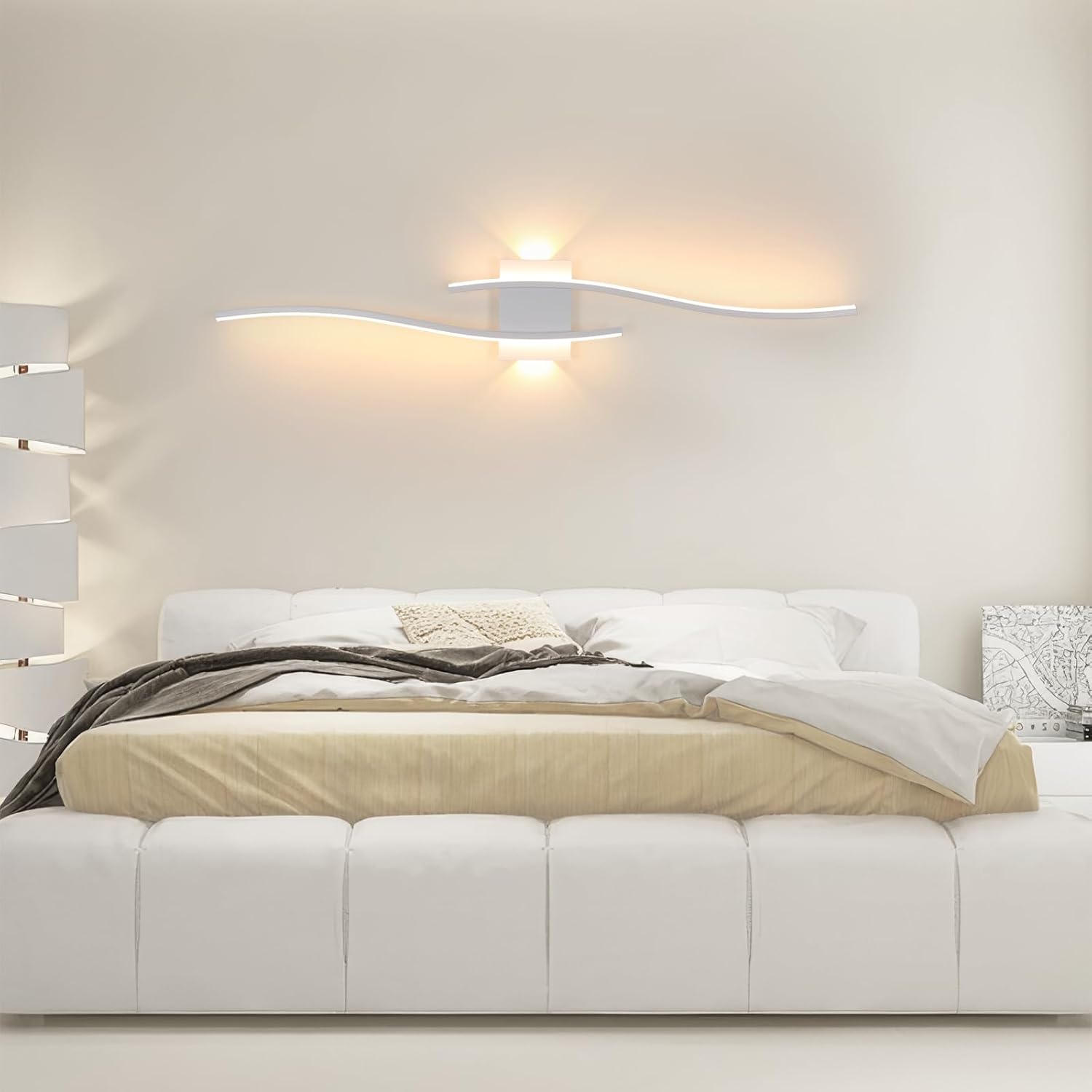 Minimalistyczna Lampa Ścienna LED z Łukiem