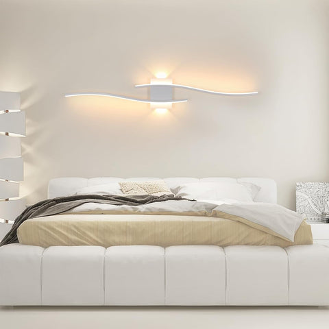 Minimalistyczna Lampa Ścienna LED z Łukiem