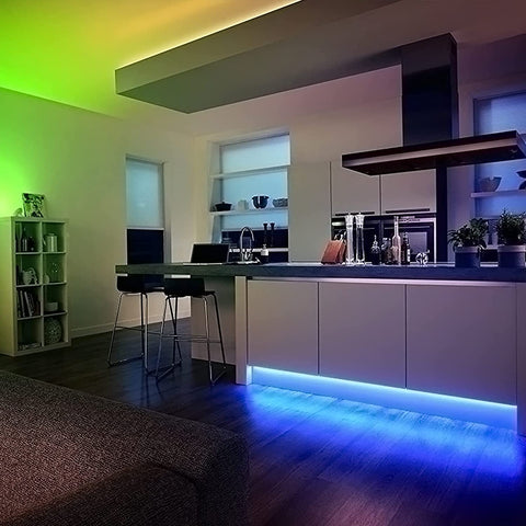 Ruban LED 5M, LED chambre RGB Lumineuse Flexible, Bande LED Lumière LED multicolore avec Télécommande pour Chambre, Cuisine, TV, Fête